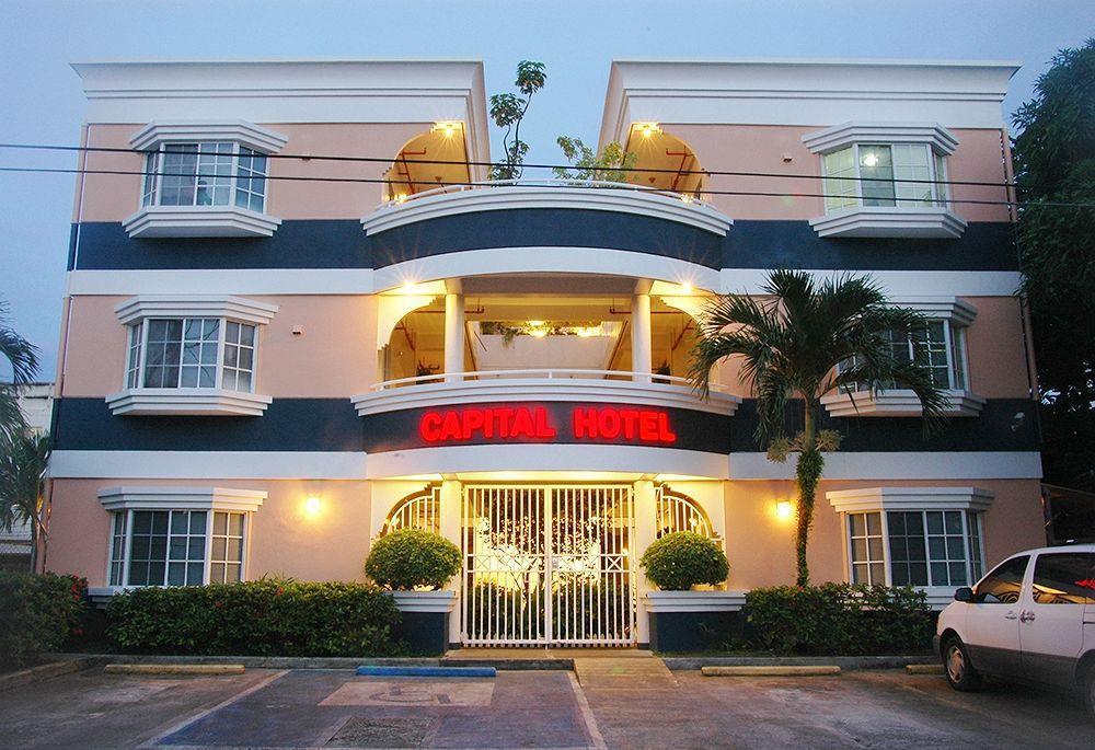 Capital Hotel Garapan Exterior photo