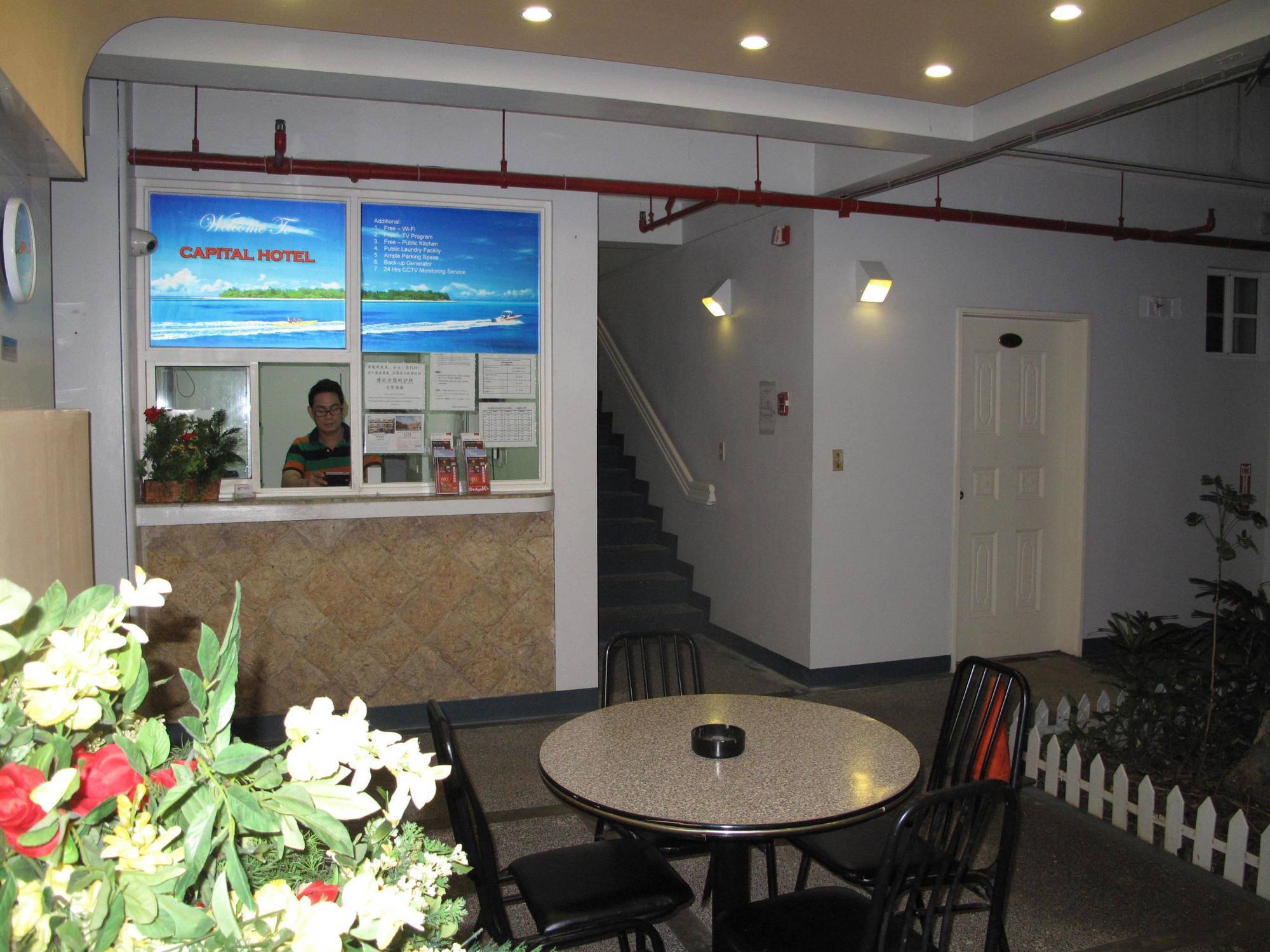 Capital Hotel Garapan Exterior photo